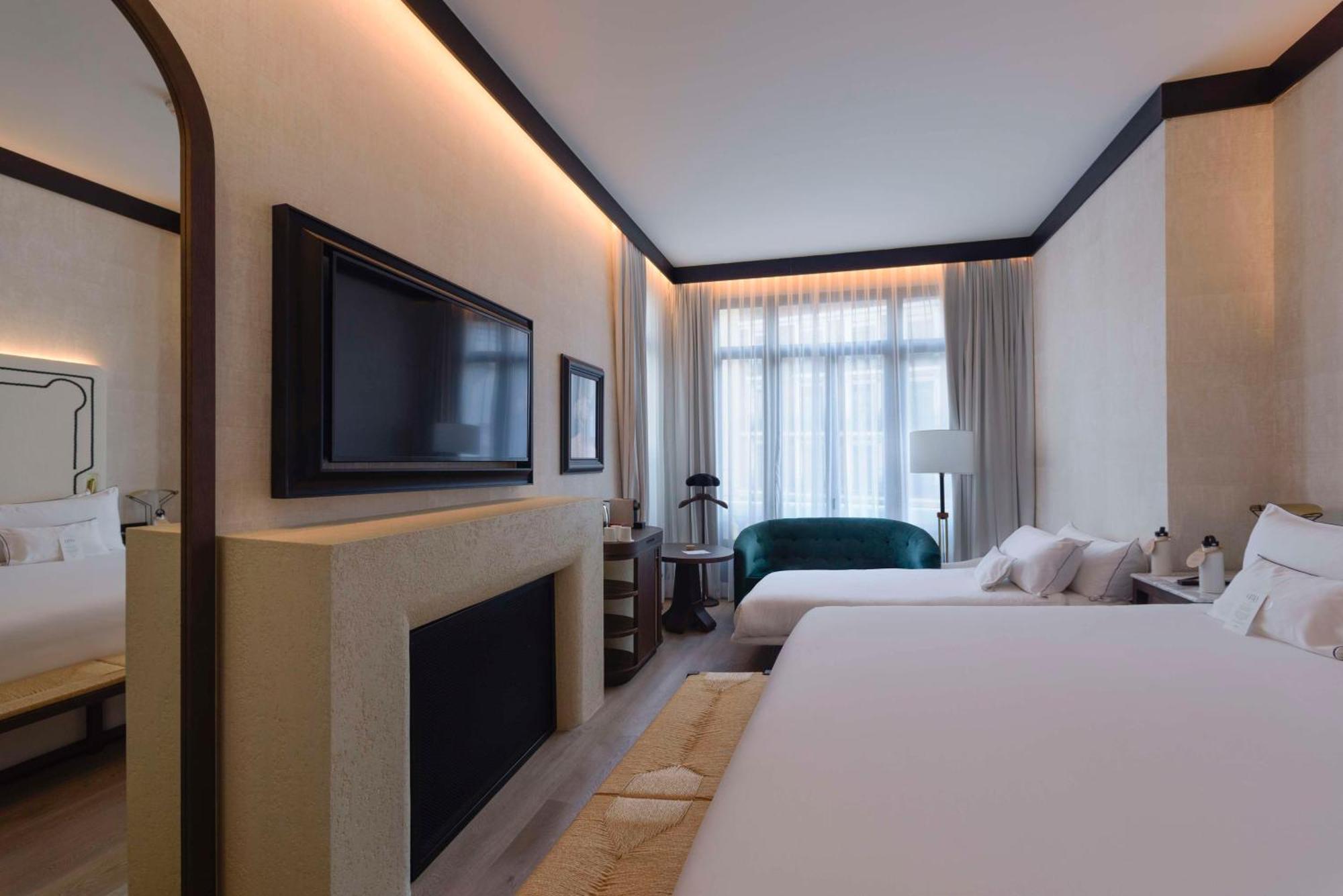 Hotel Montera Madrid, Curio Collection By Hilton Luaran gambar