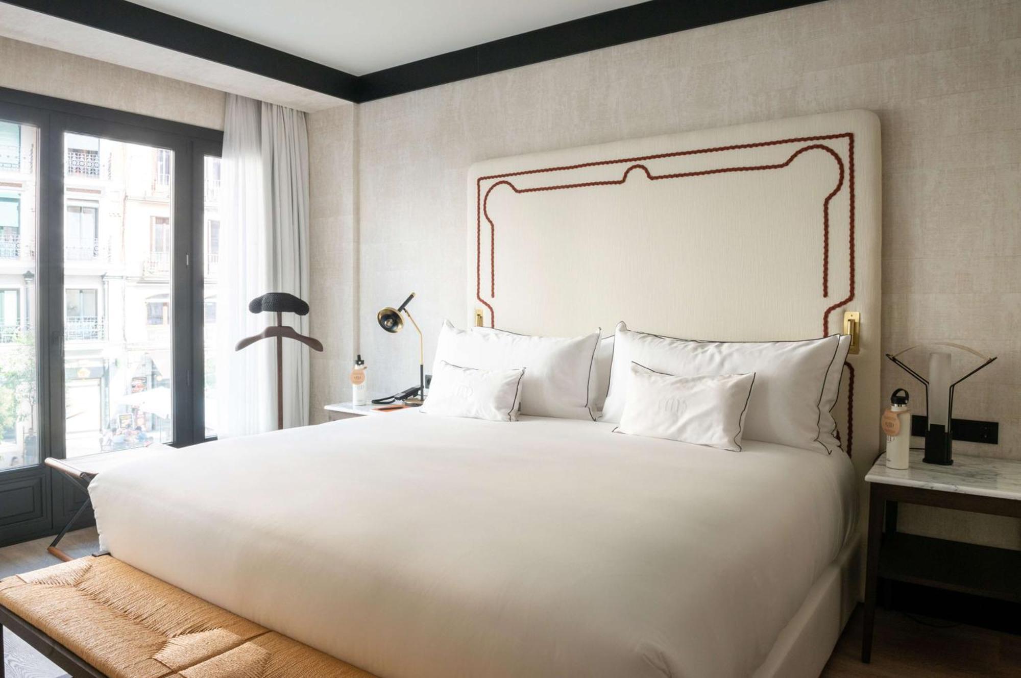 Hotel Montera Madrid, Curio Collection By Hilton Luaran gambar