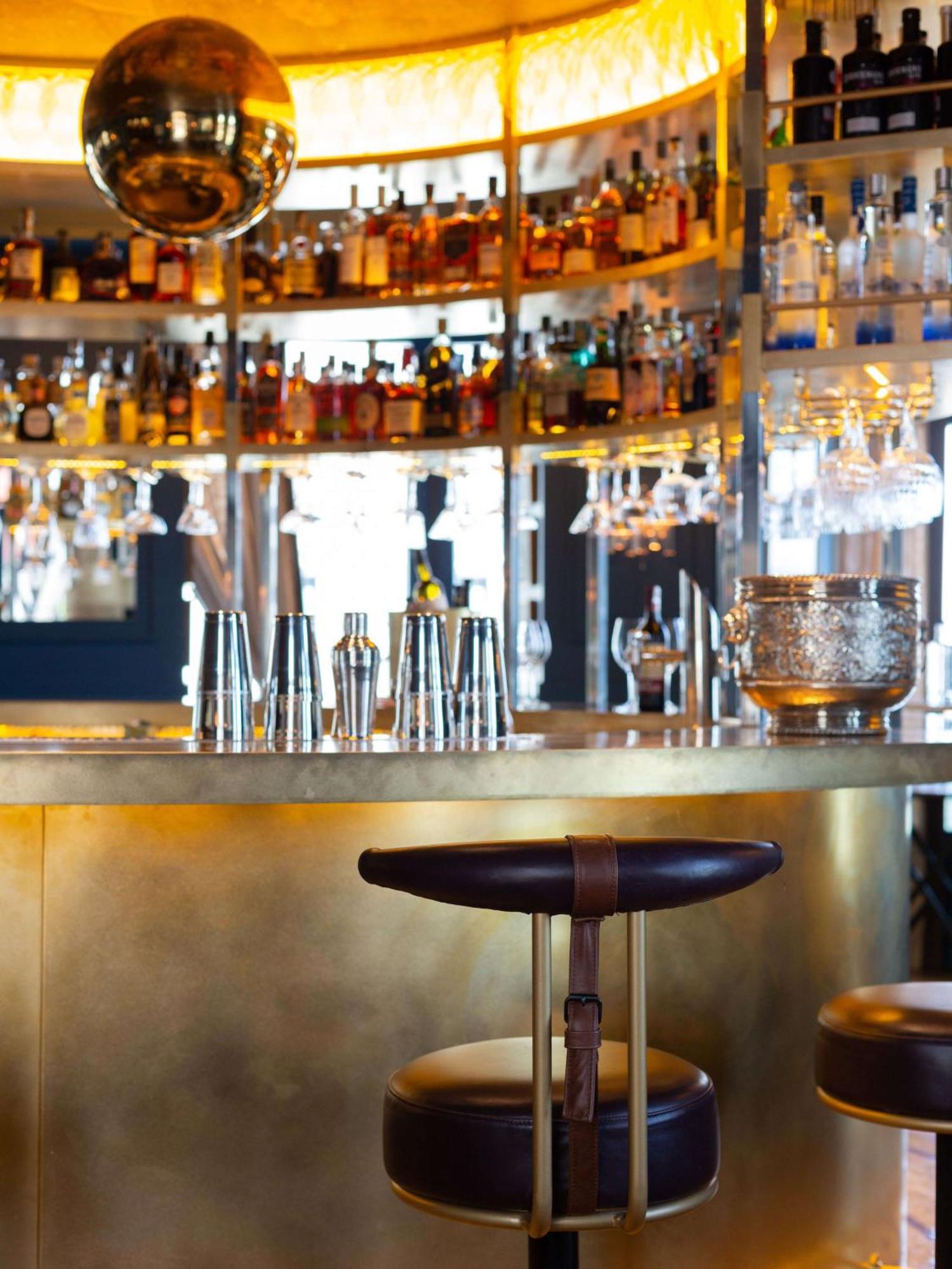 Hotel Montera Madrid, Curio Collection By Hilton Luaran gambar