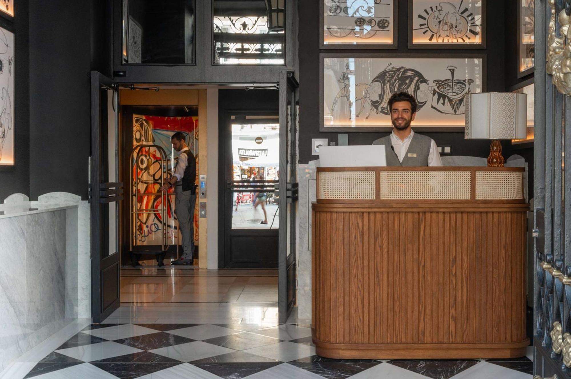 Hotel Montera Madrid, Curio Collection By Hilton Luaran gambar